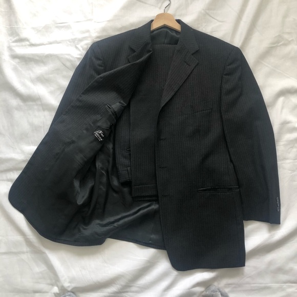Men’s 2 Piece Dress Suit Jacket and Pants - Picture 2 of 2